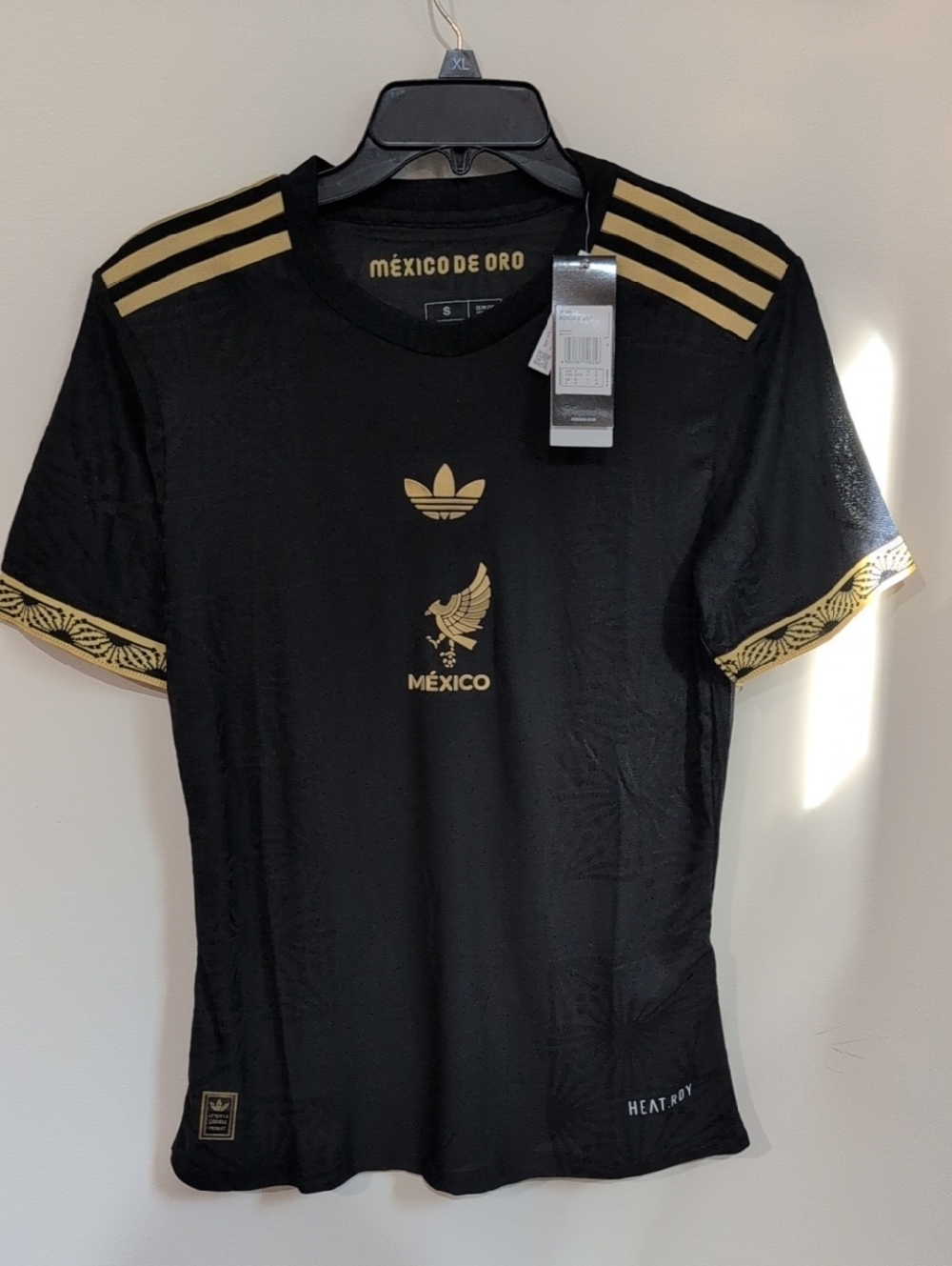 adidas Black & Gold México De Oro Fan Apparel Jersey Size Small  NWT